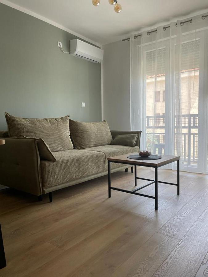 Apartman Stela Knin Bagian luar foto